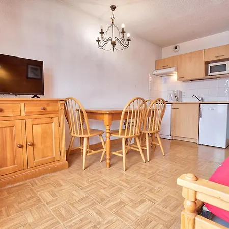 Apartment Cosy Avec Piscine, Au Pied Des Pistes, Parfait Pour 4 Personnes - Fr-1-505-112 *